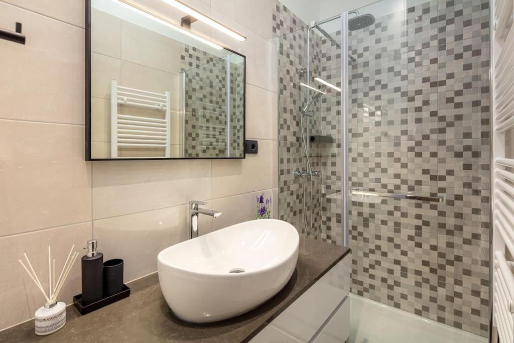 Apartman Drago 4* - 2 Minutes From The Town Centre 斯普利特 外观 照片